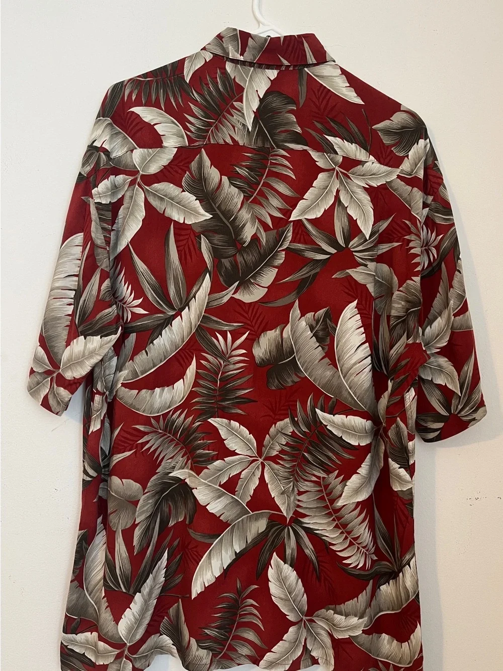 Pierre Cardin Men's Red Tropical Print Short Sleeve Shirt size L rayon button